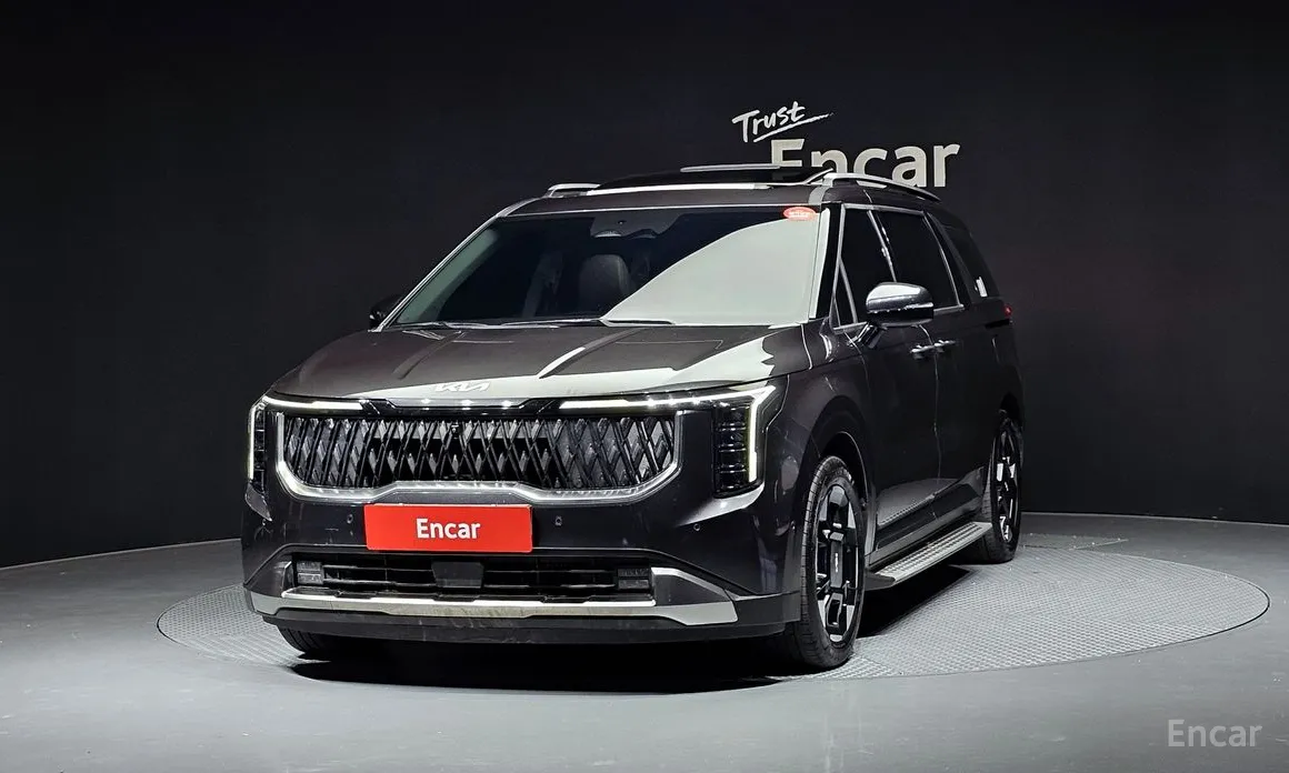 Фото 3 - Kia Carnival