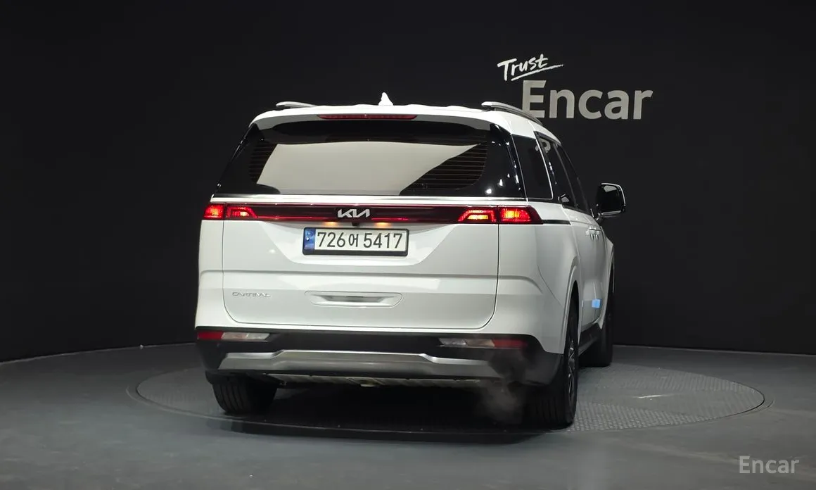 Фото 4 - Kia Carnival