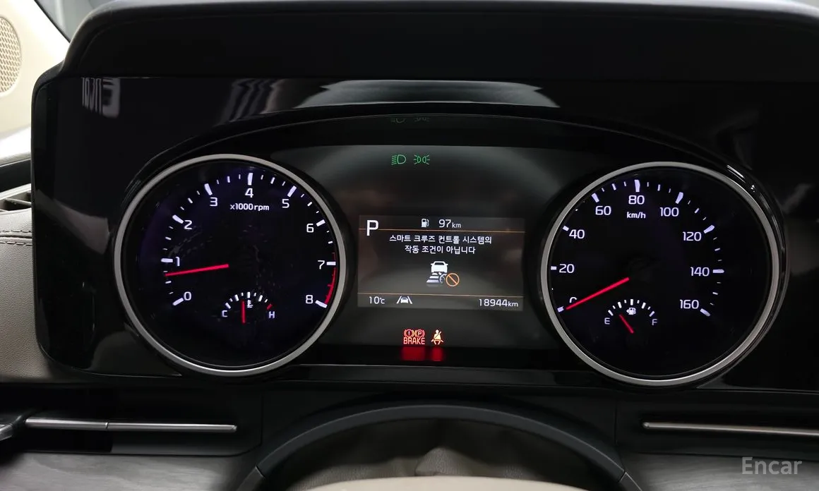 Фото 8 - Kia Carnival