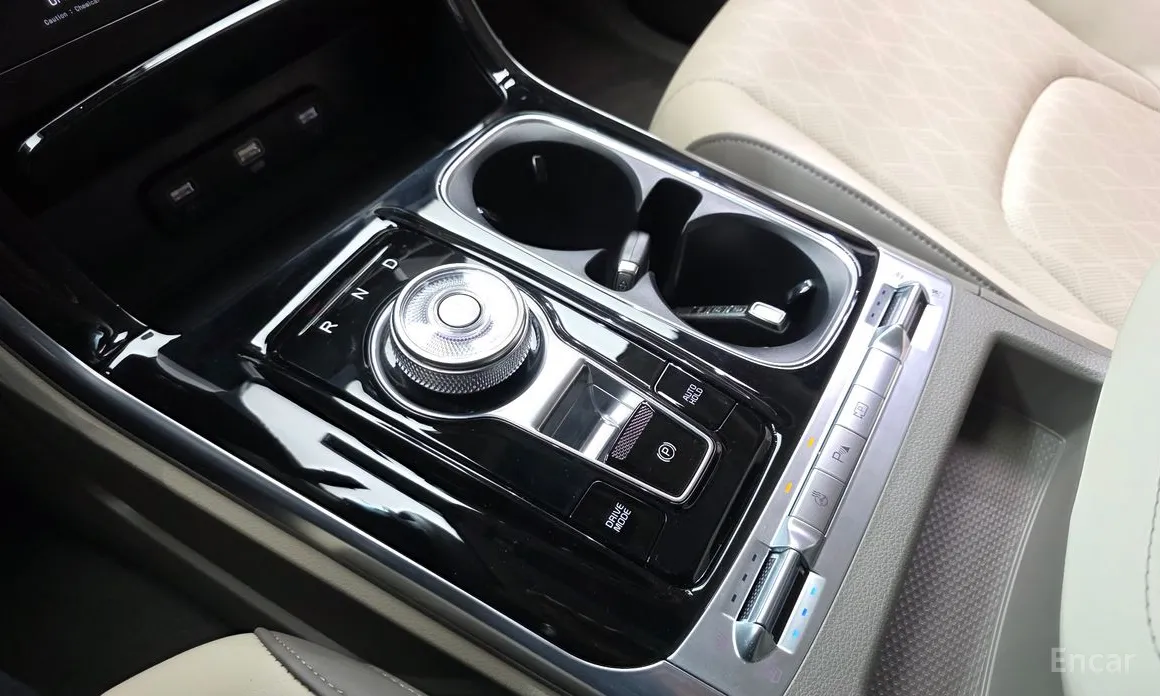 Фото 9 - Kia Carnival