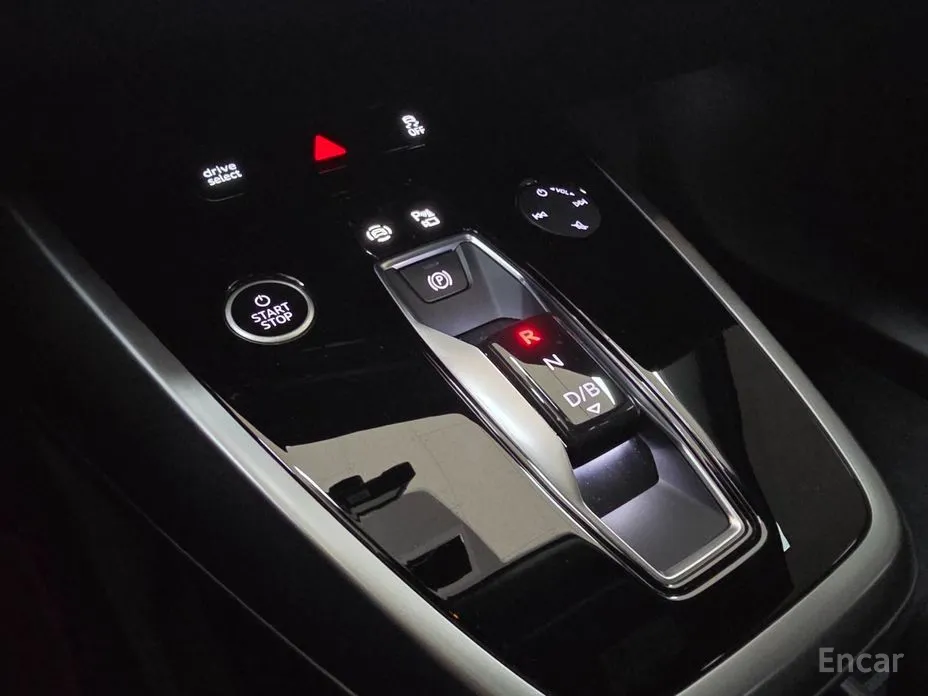 Фото 6 - Audi Q4 e-tron