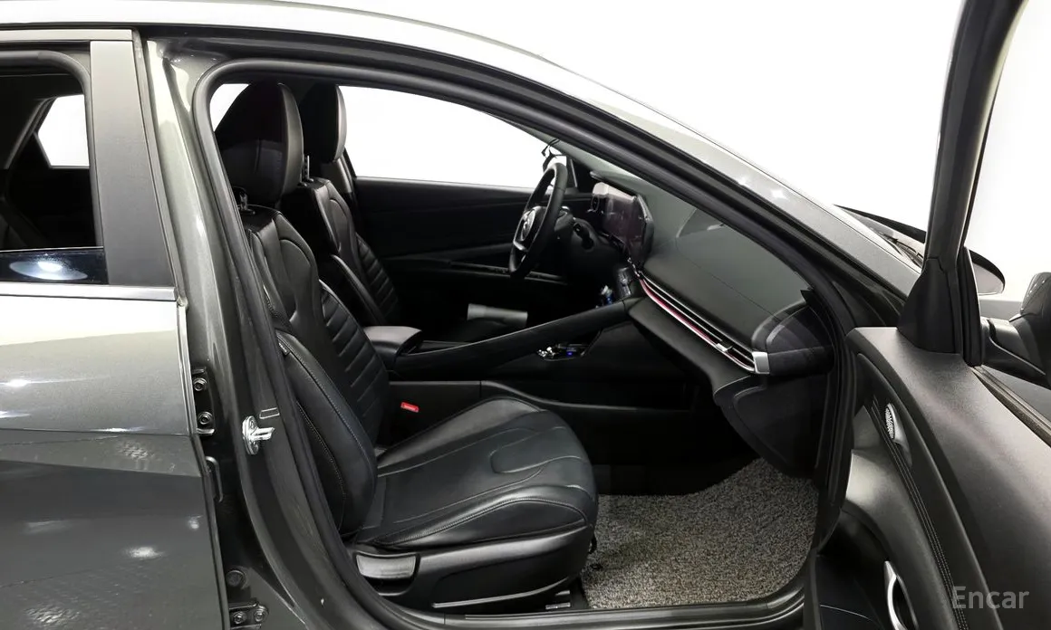 Фото 10 - Hyundai Avante