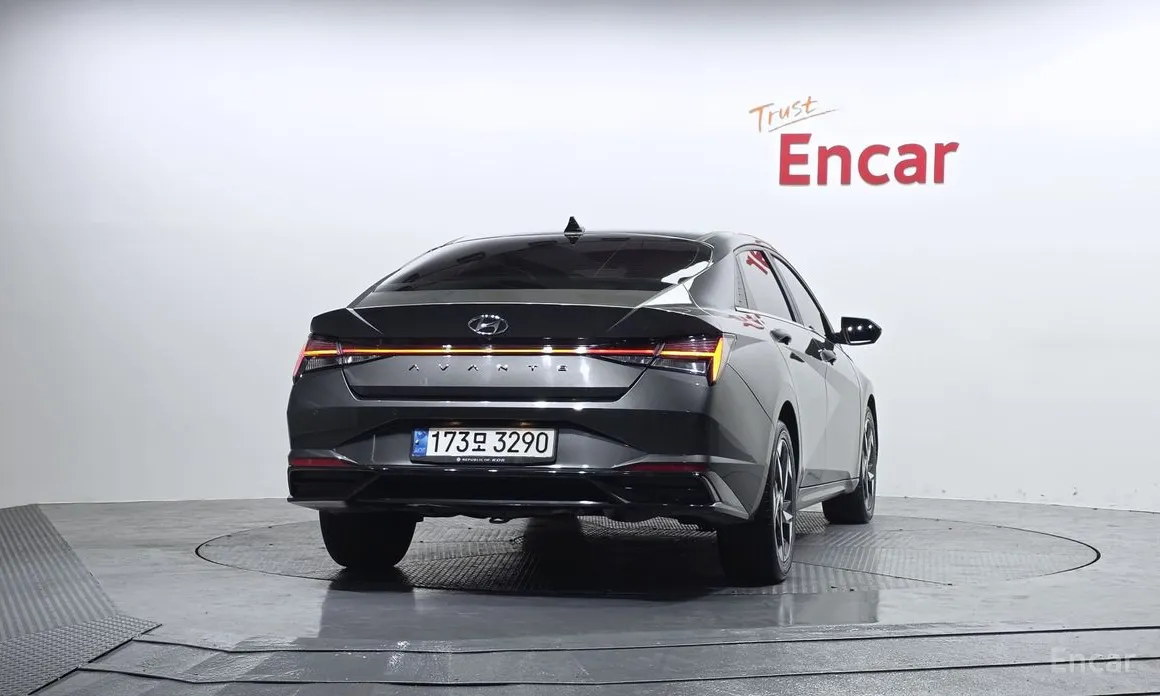 Фото 4 - Hyundai Avante