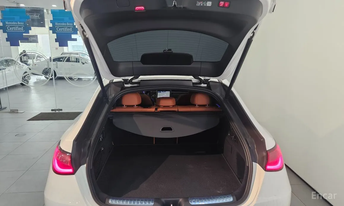 Фото 19 - Mercedes-Benz GLC-Class