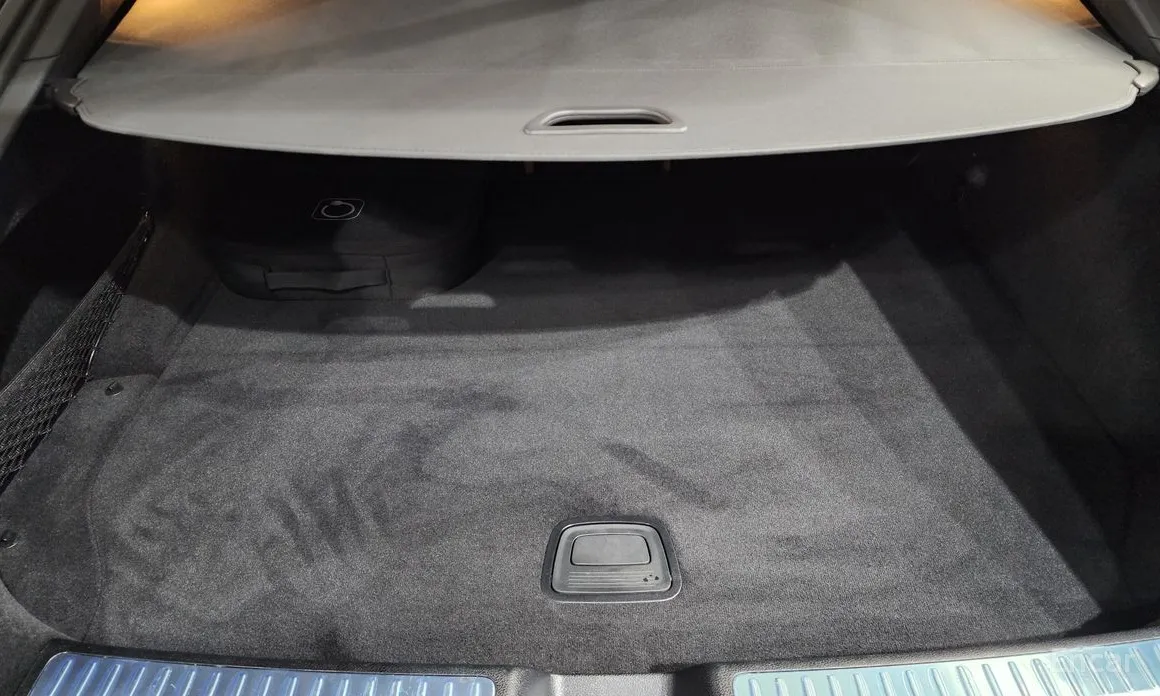 Photo 20 - Mercedes-Benz GLC-Class