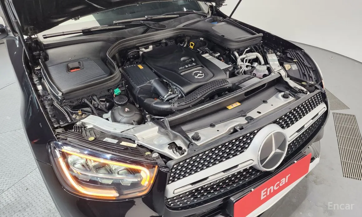 Photo 6 - Mercedes-Benz GLC-Class