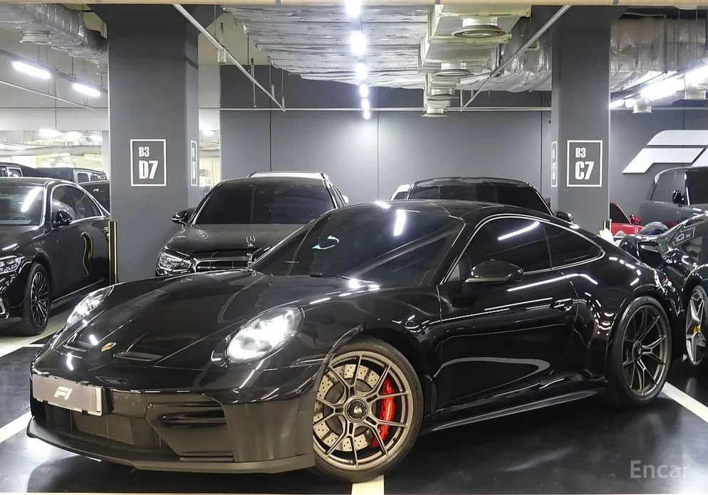 Фото 2 - Porsche 911