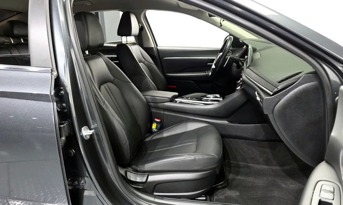 Фото 11 - Hyundai Sonata