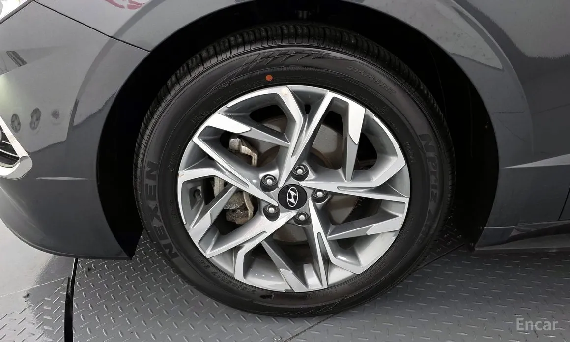 Фото 5 - Hyundai Sonata