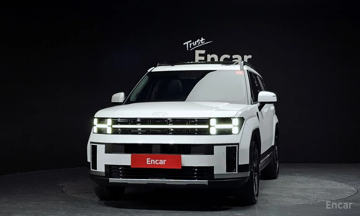 Фото 3 - Hyundai Santa Fe