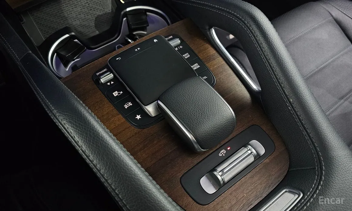 Фото 19 - Mercedes-Benz GLS-Class