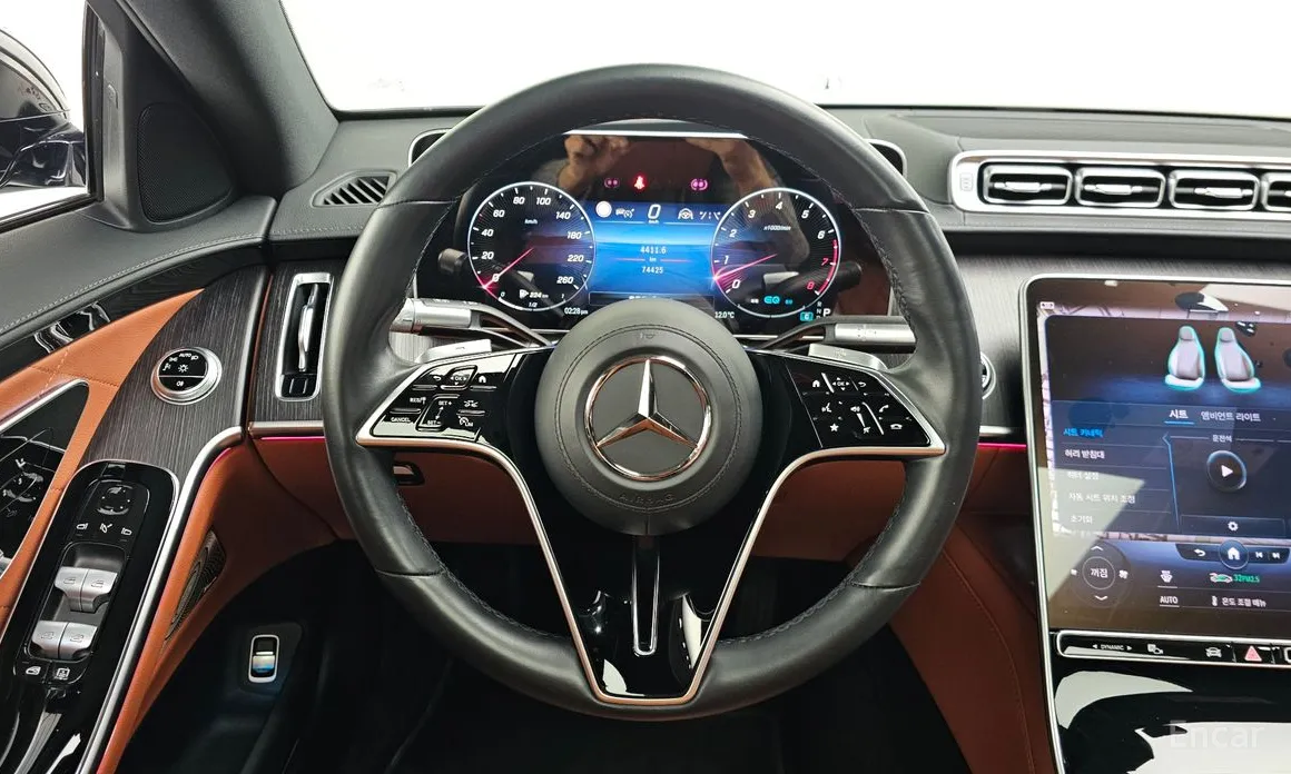 Фото 13 - Mercedes-Benz S-Class