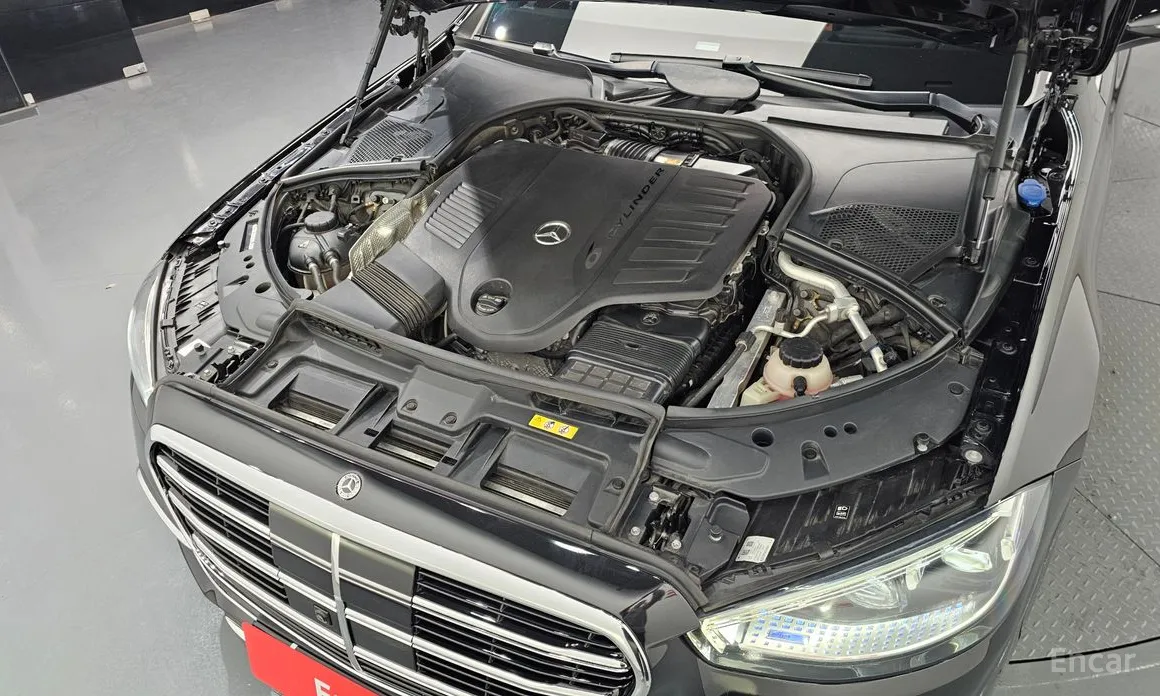 Фото 6 - Mercedes-Benz S-Class