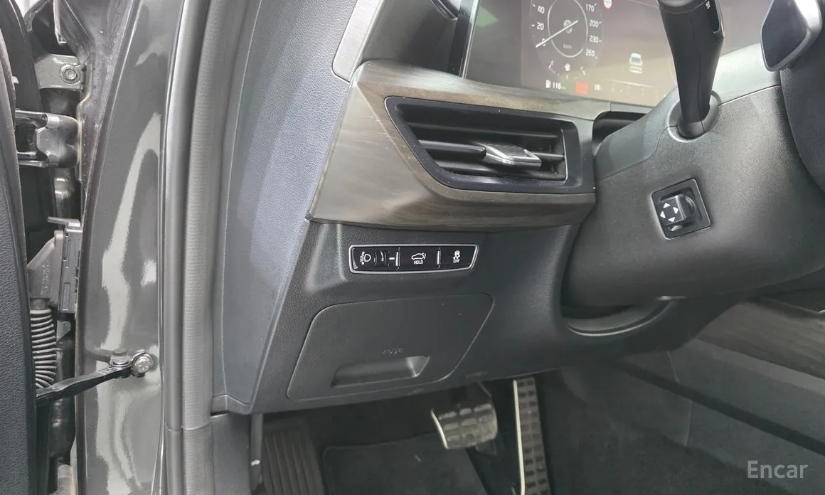 Фото 14 - Kia K8