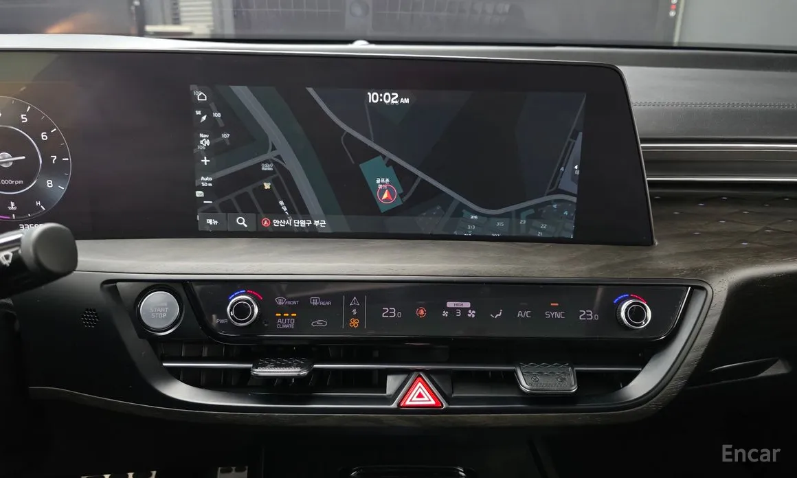 Фото 17 - Kia K8