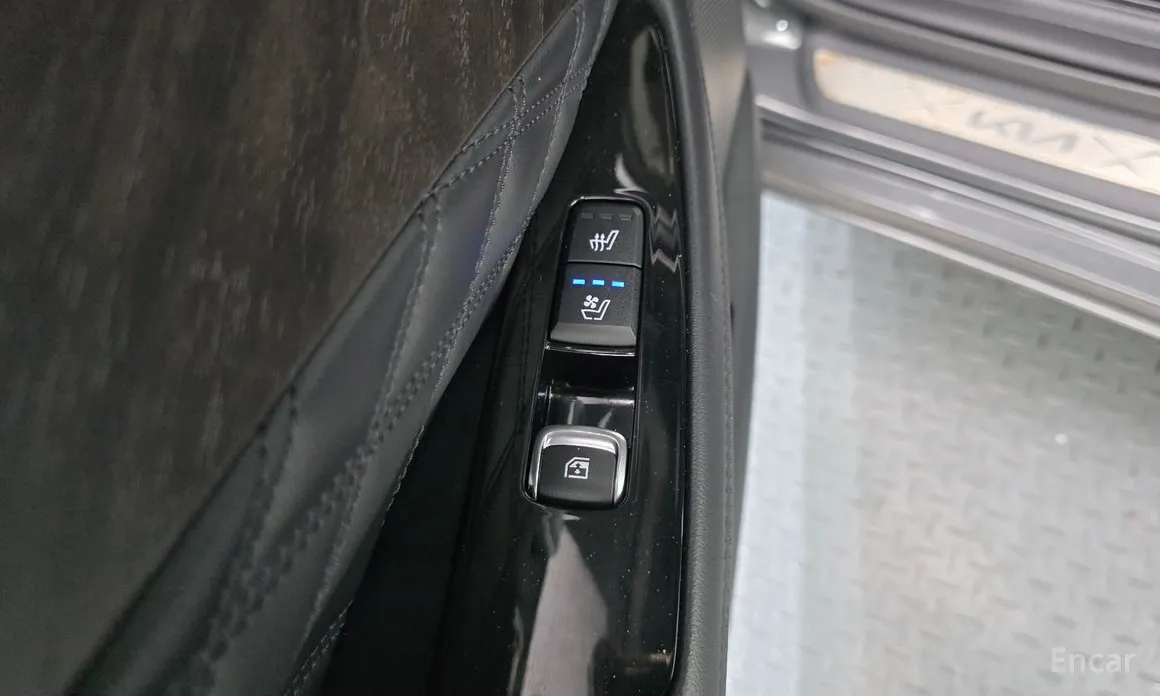 Фото 19 - Kia K8