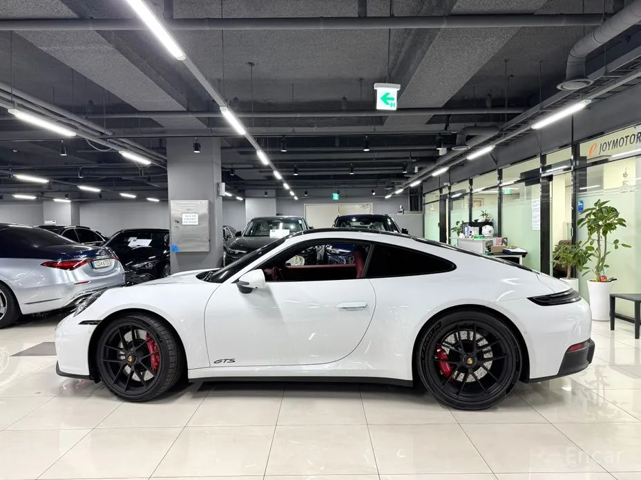 Фото 2 - Porsche 911