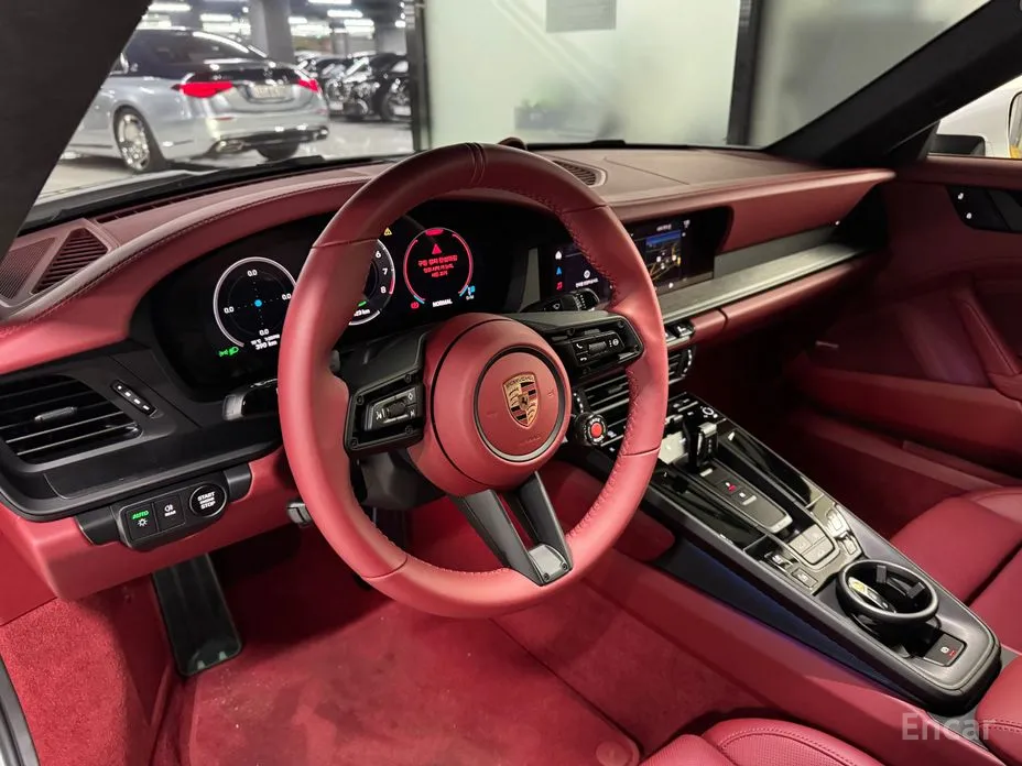 Фото 4 - Porsche 911