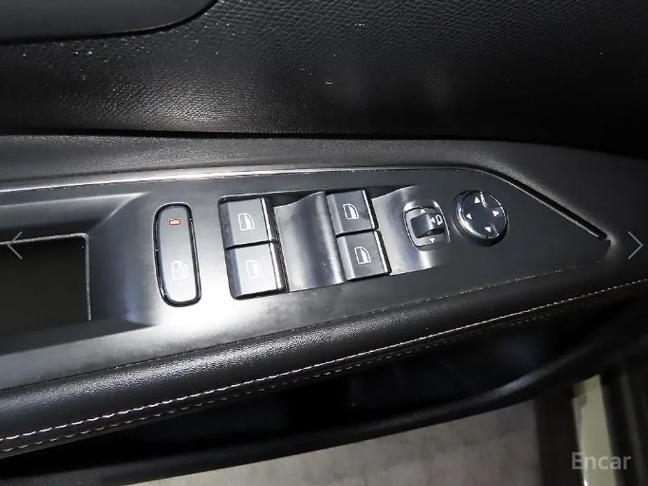 Фото 13 - Peugeot 5008