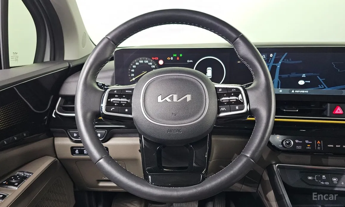 Photo 15 - Kia Carnival