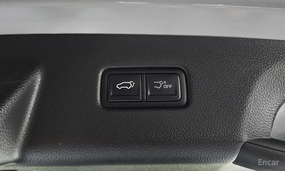 Photo 20 - Kia Carnival