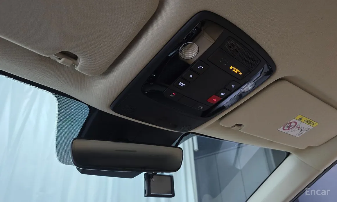 Фото 18 - Kia Carnival