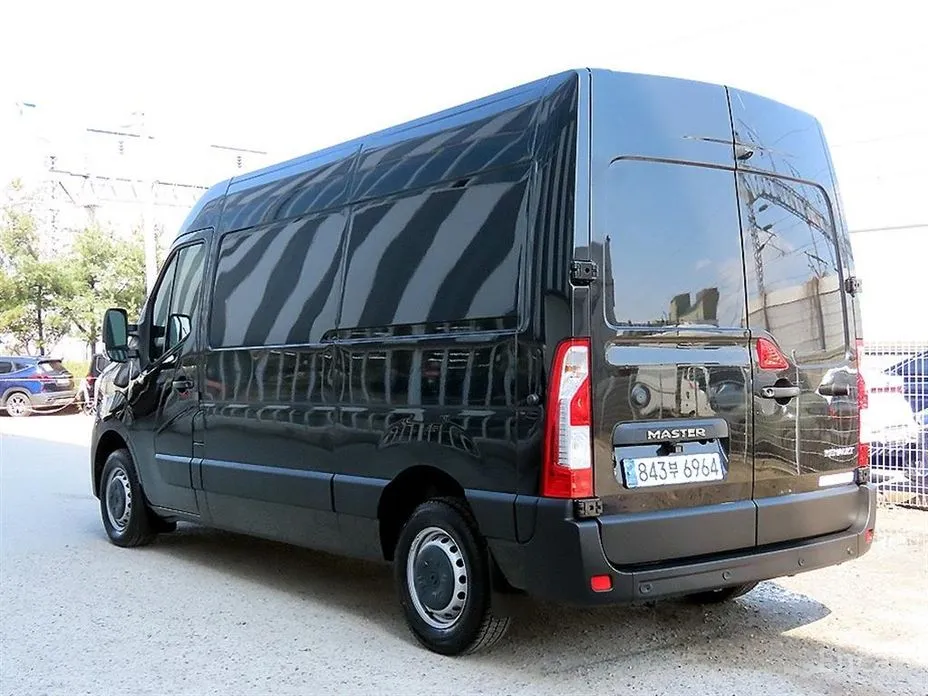 Фото 3 - Renault Master