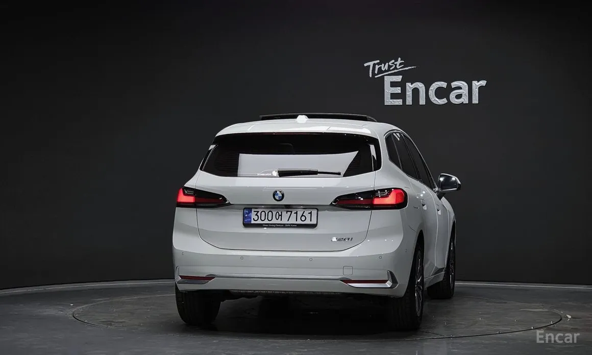 BMW 2 Series 2022 220i Luxury