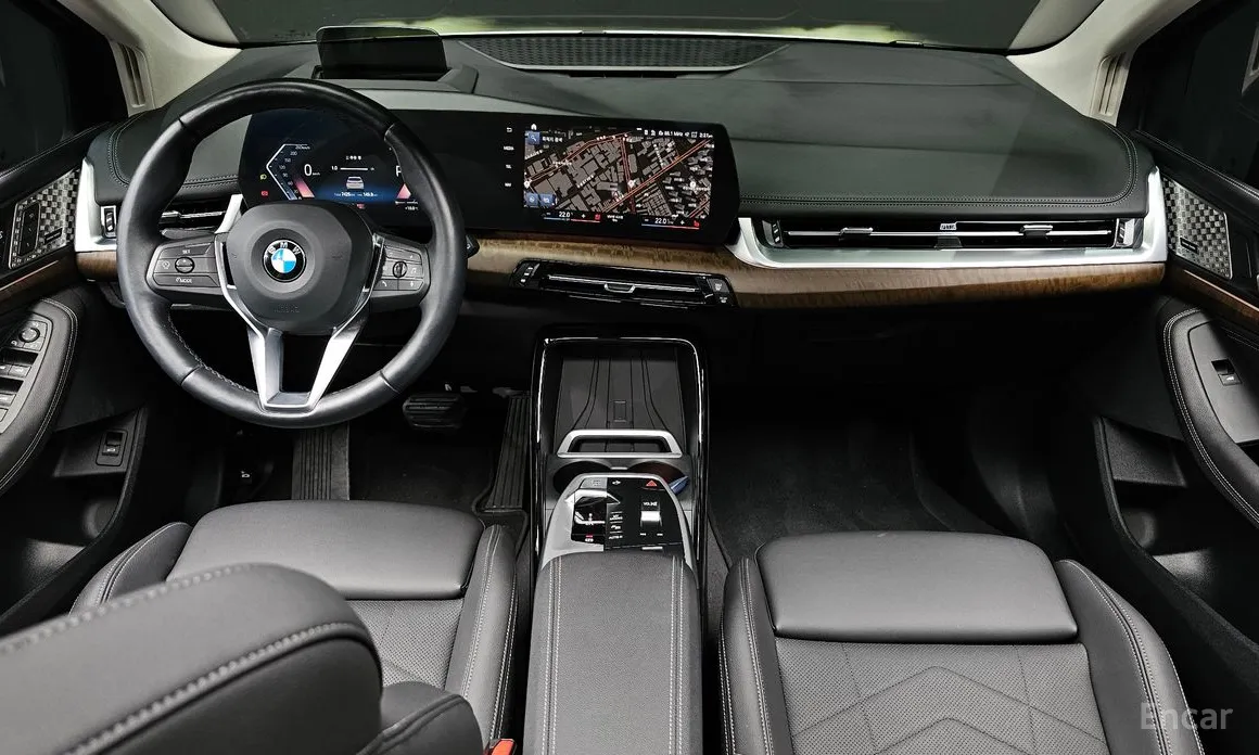 BMW 2 Series 2022 220i Luxury