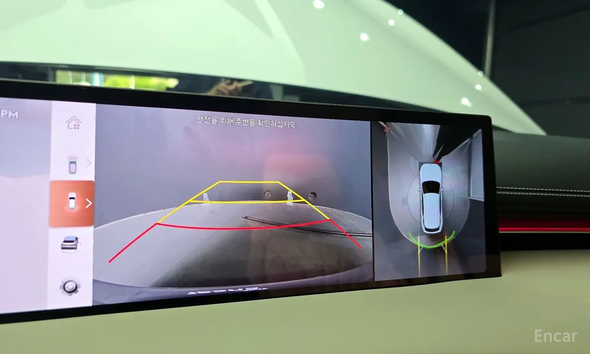 Фото 14 - Genesis GV70