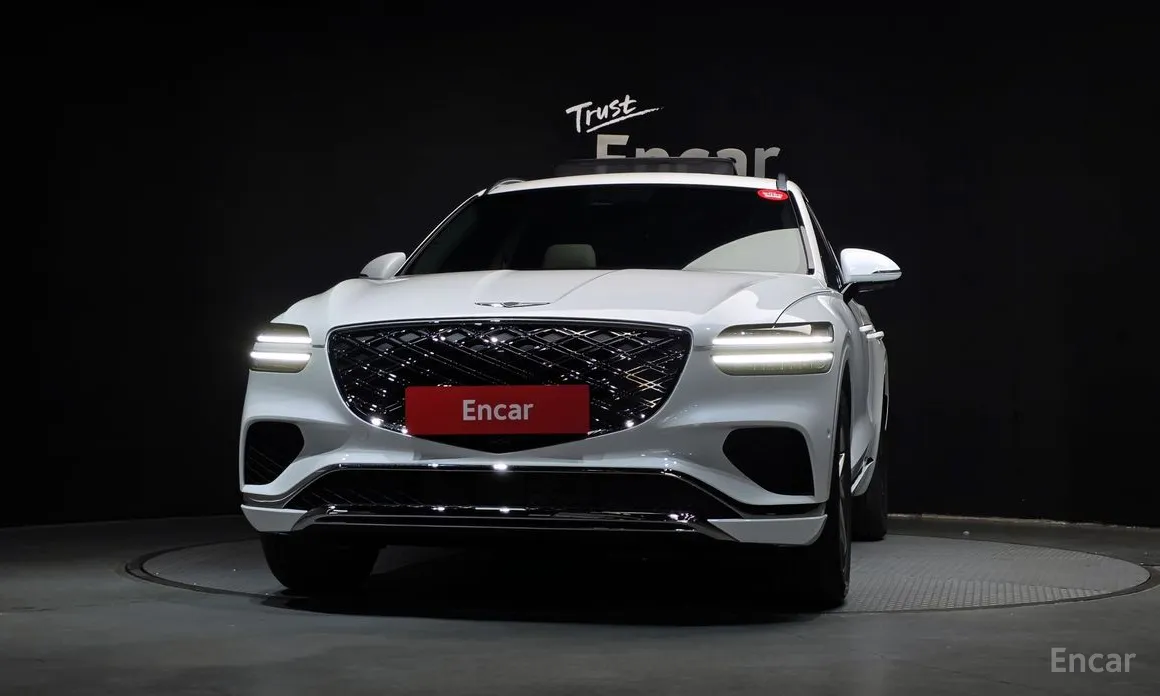 Фото 3 - Genesis GV70