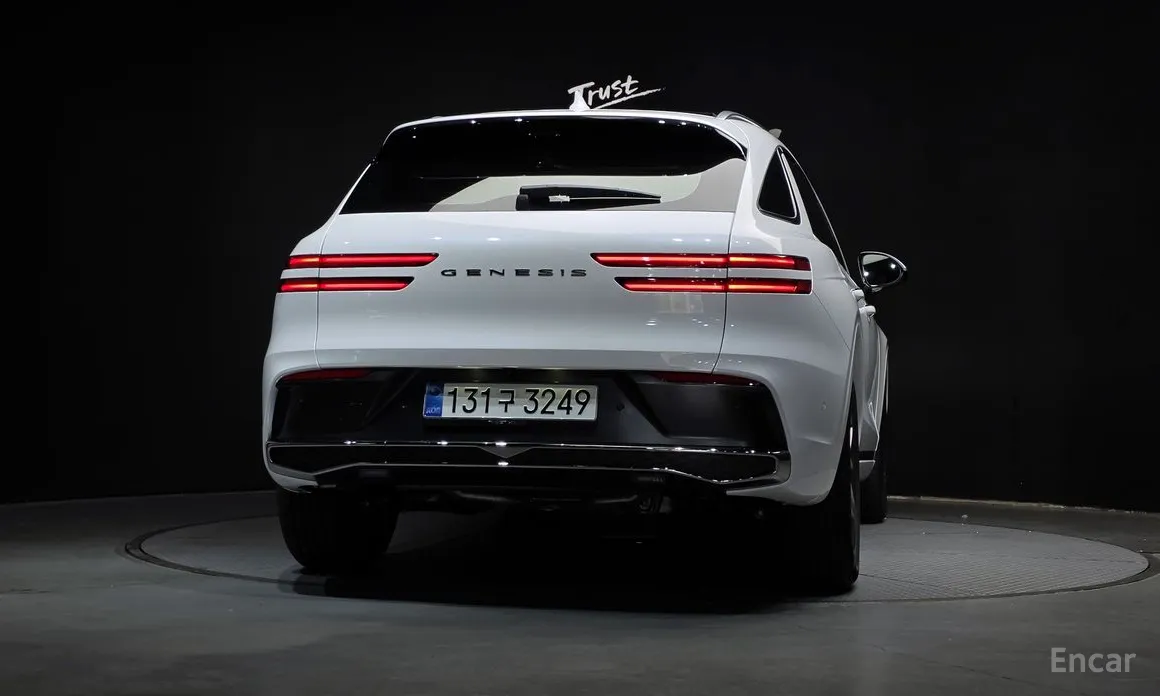 Фото 4 - Genesis GV70