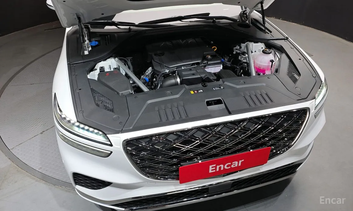 Фото 6 - Genesis GV70