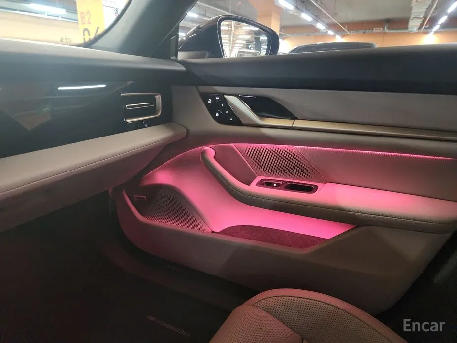 Фото 19 - Porsche Taycan