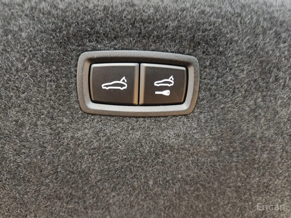 Фото 9 - Porsche Taycan