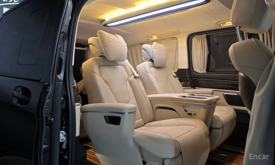 Фото 12 - Mercedes-Benz V-Class