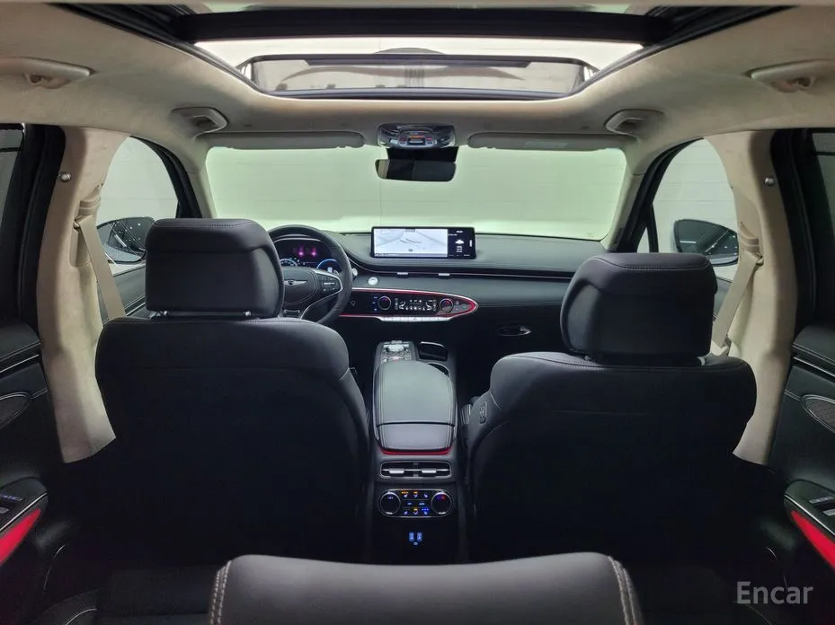 Фото 7 - Genesis GV70