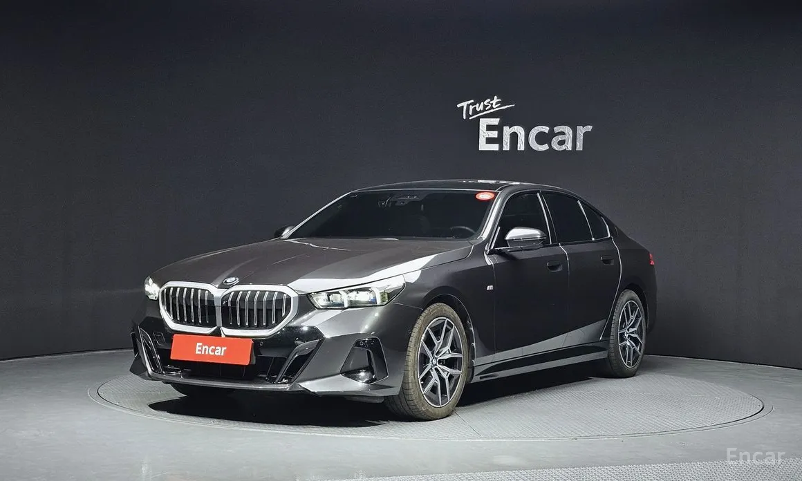 Фото 1 - BMW 5 Series