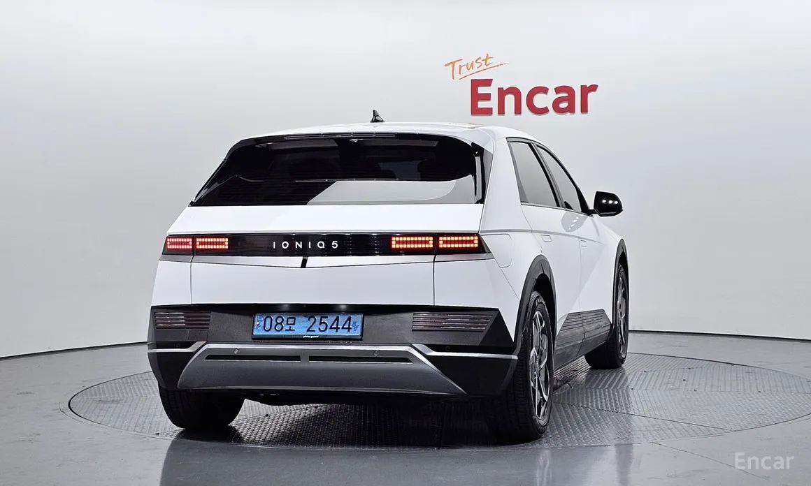 Фото 4 - Hyundai Ioniq 5