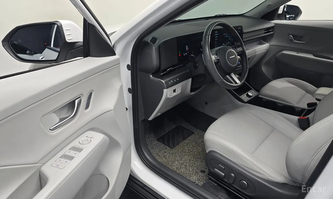 Фото 11 - Hyundai Kona