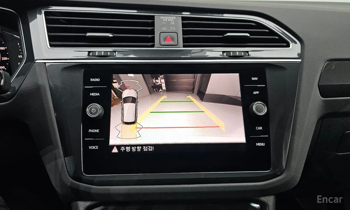 Фото 16 - Volkswagen Tiguan