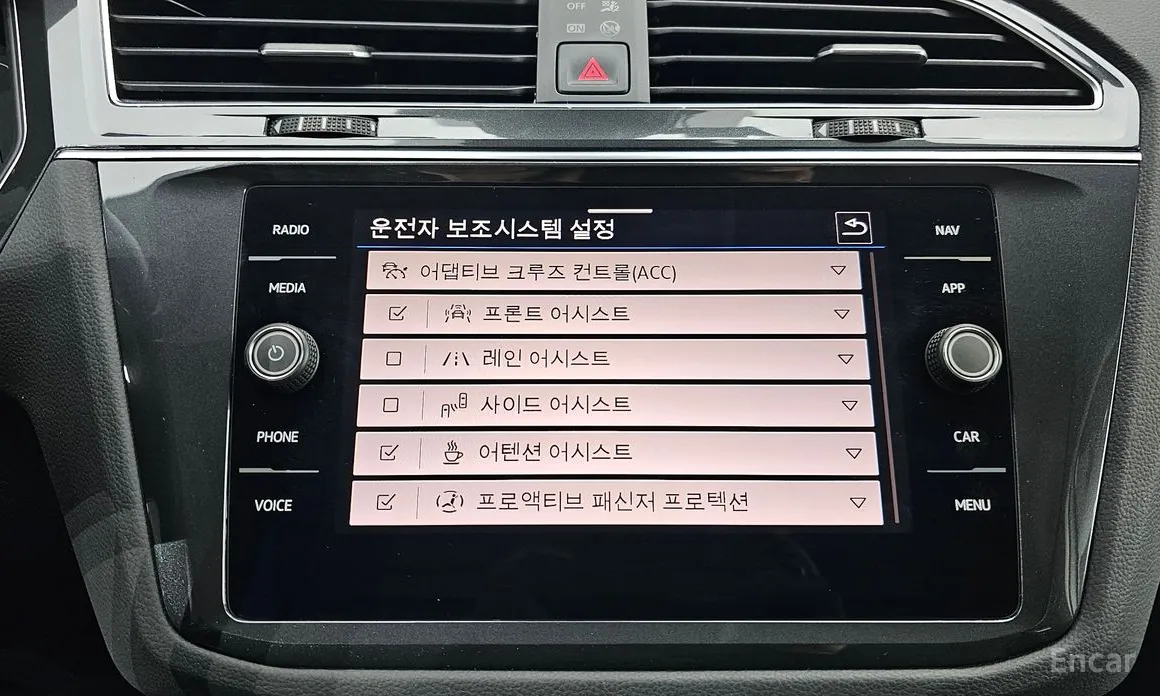 Фото 18 - Volkswagen Tiguan