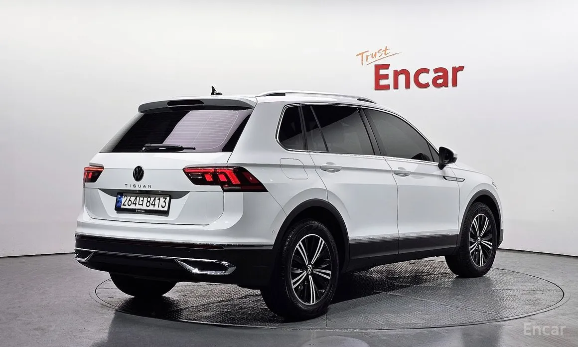 Фото 2 - Volkswagen Tiguan