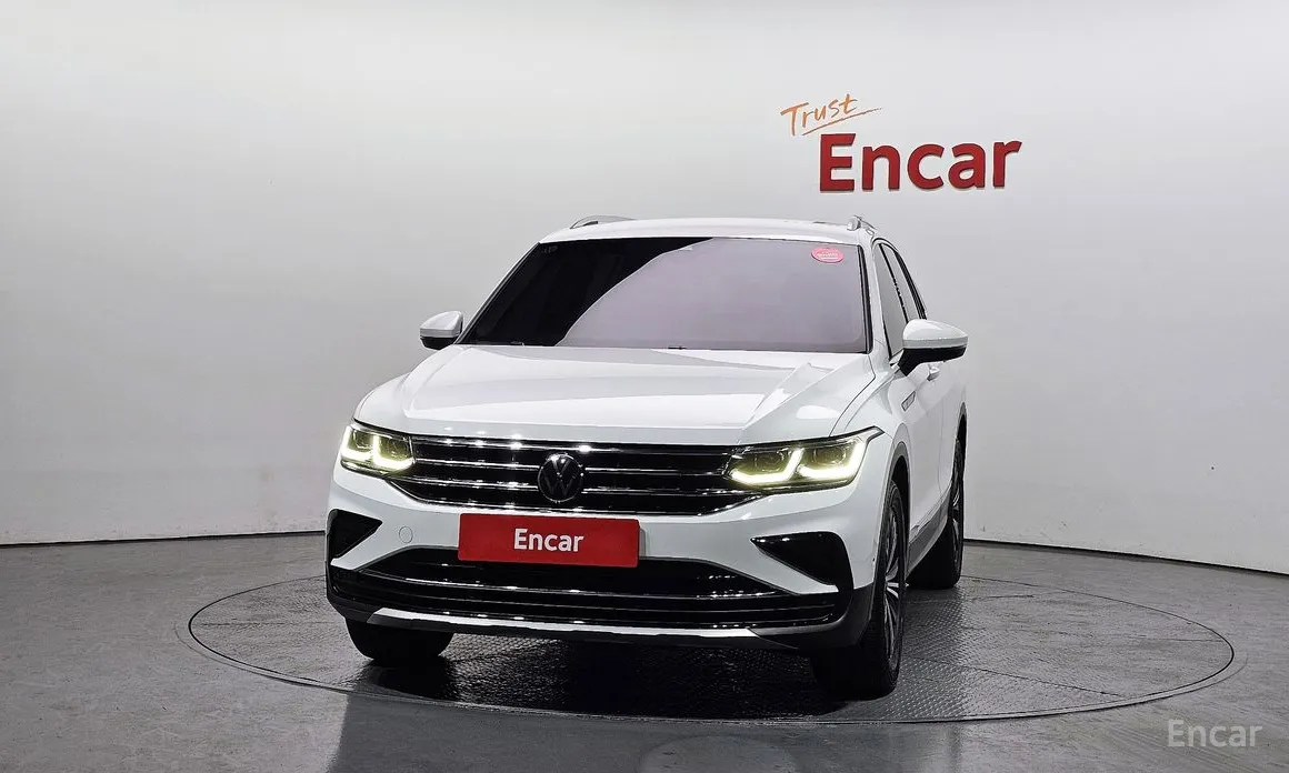 Фото 3 - Volkswagen Tiguan