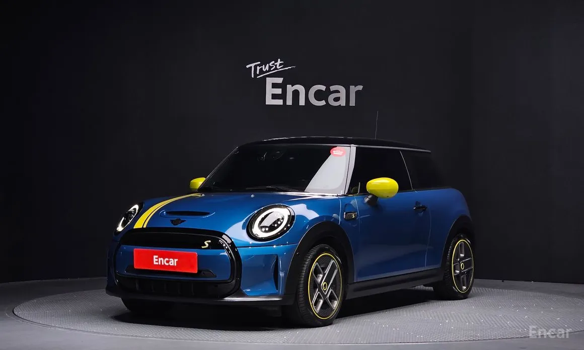 Фото 1 - Mini Cooper