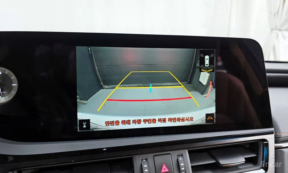 Фото 15 - Lexus ES