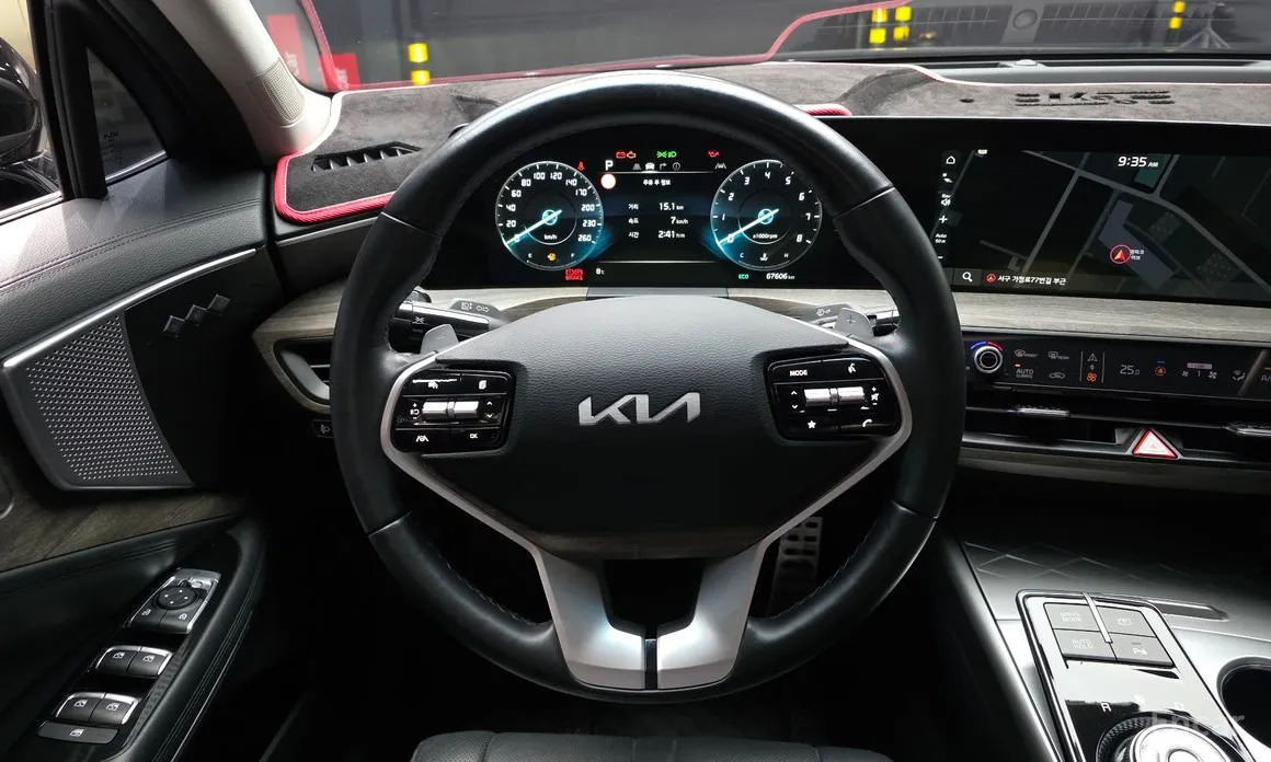 Фото 13 - Kia K8