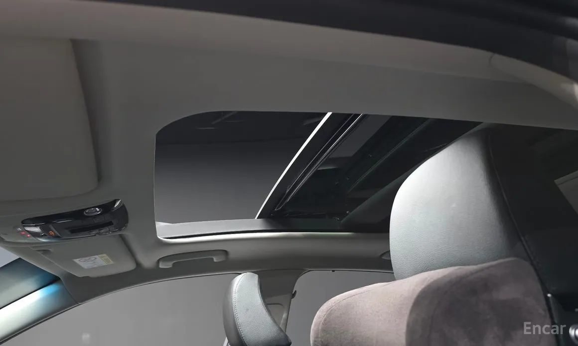 Фото 17 - Kia K8