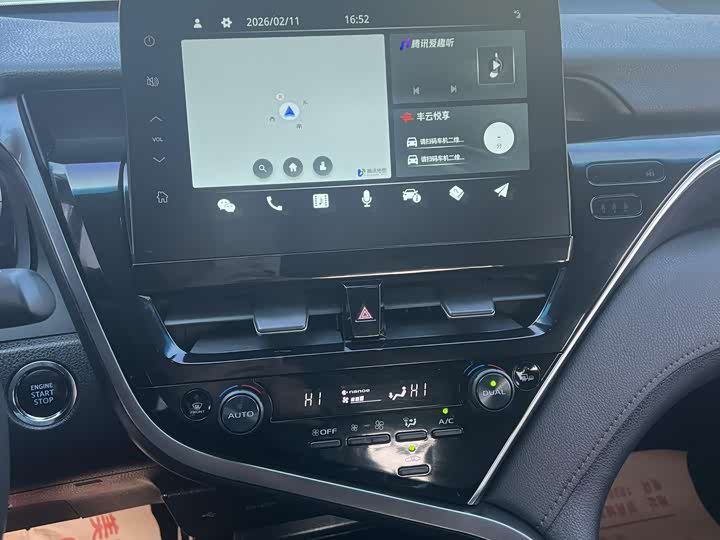 Фото 4 - Toyota Camry