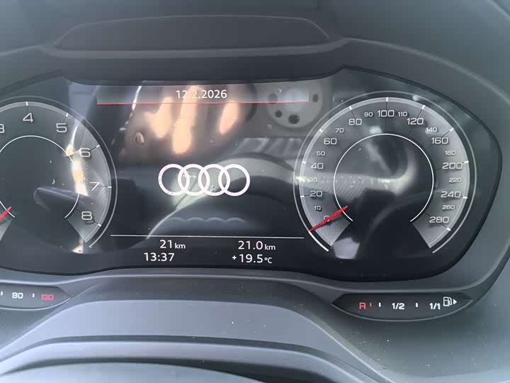 Фото 3 - Audi Q2L